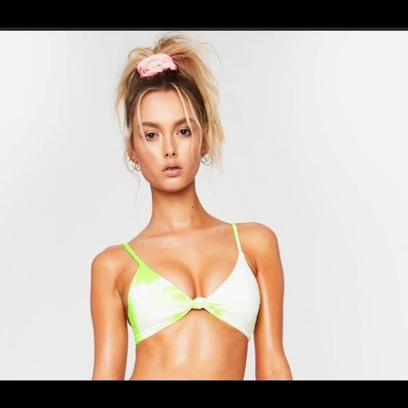 Dippin Daisys Zen Bikini Top - Picture 1 of 4